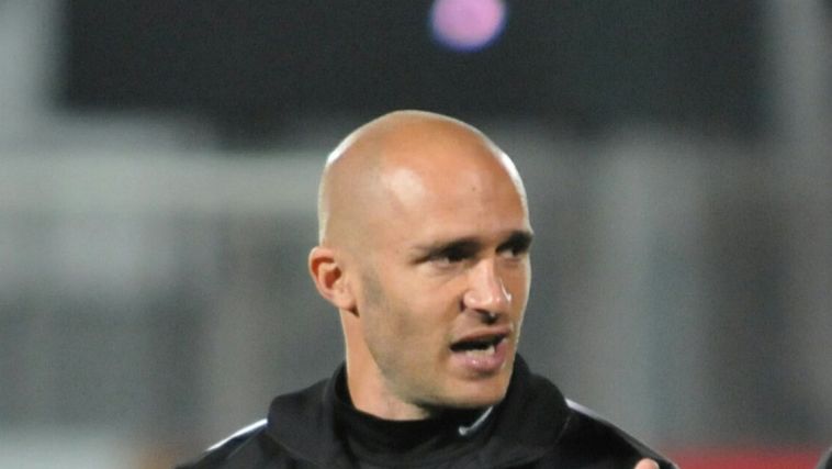 אורי אוזן. הועדף על פני יוסי בילו (עדי אבישי)