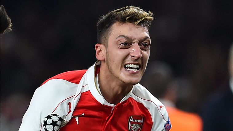 אוזיל. בארסנל נואשים להשאיר אותו ואת אלכסיס