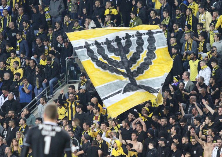 "קהל תובעני לטוב ולרע" "קהל תובעני לטוב ולרע"