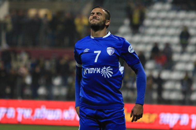 עאבד. הגיע חד