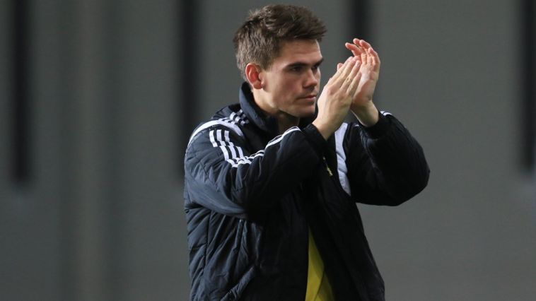 קיארטנסון. ירד שפוף