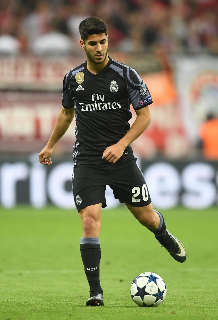 מרקו אסנסיו. בריאל מרוצים