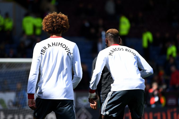 פוגבה ופלאיני עם הגופיות של זלאטן ורוחו. צילום: gettyimages