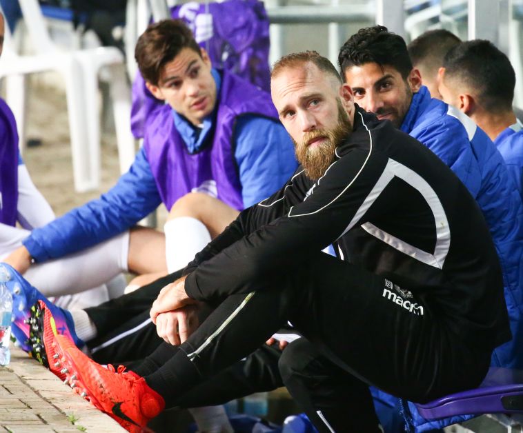 דני עמוס. צריך להיות מודאג?