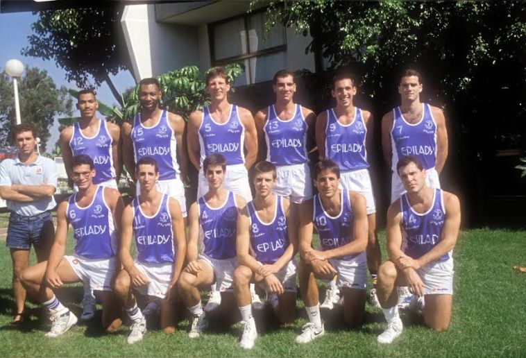 דייויד בלאט. למטה, שני מימין.צילום: עדי אבישי