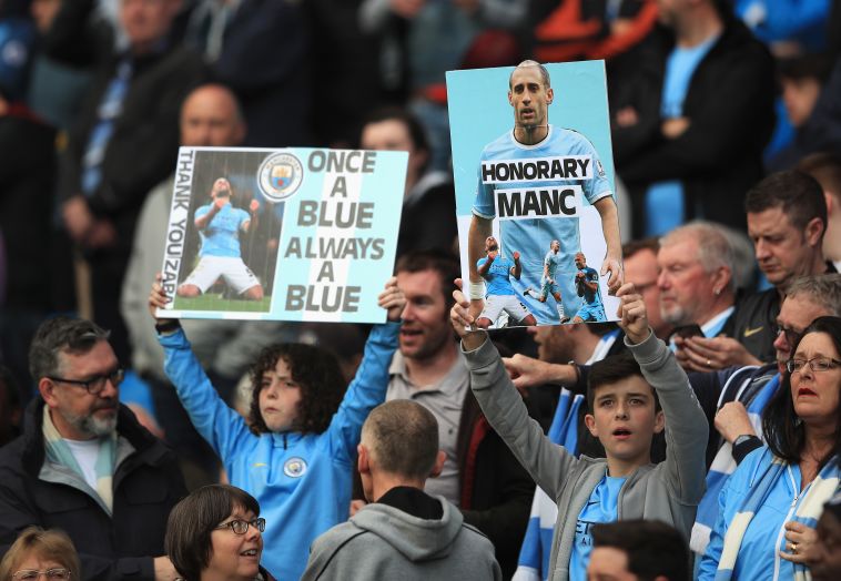 אוהדי סיטי עושים כבוד לסבאלטה