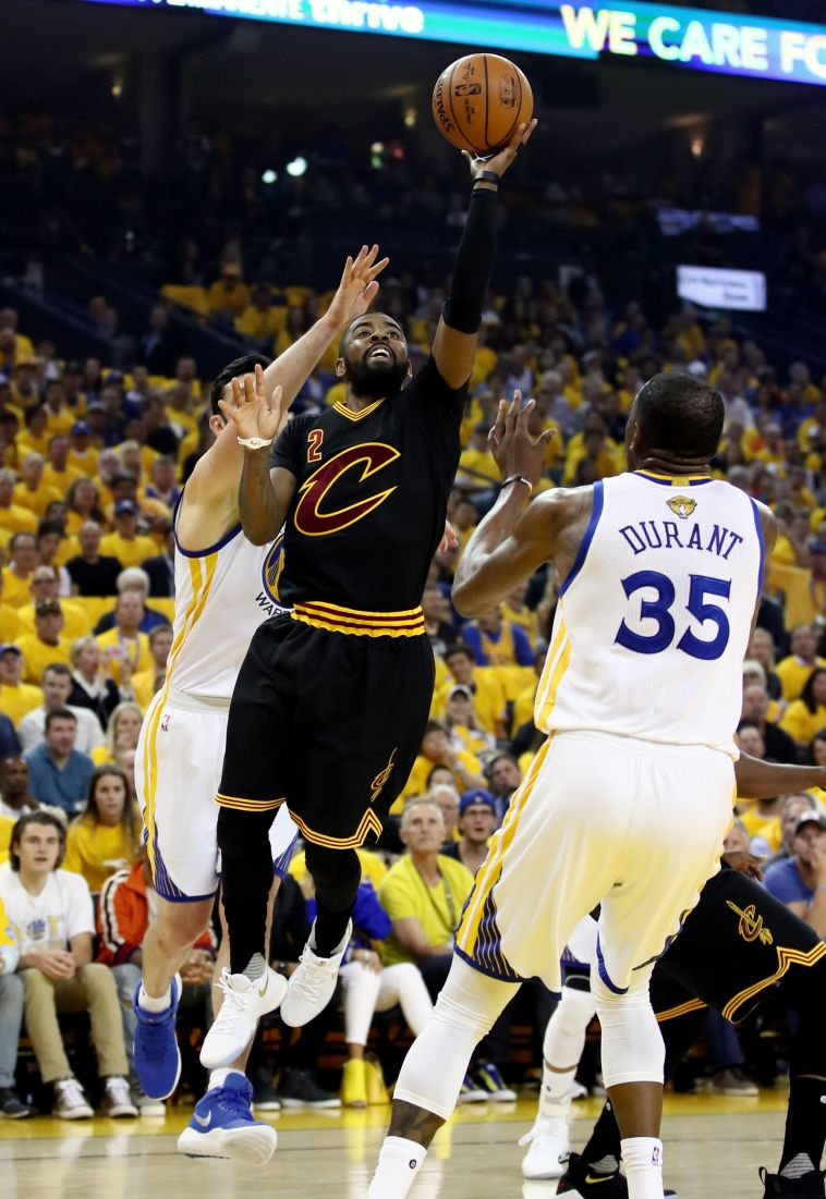 אירווינג מתקשה מול דוראנט. זה כל ההבדל