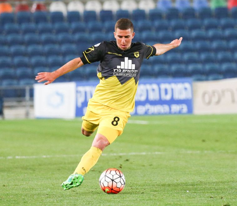 עידן ורד. מכוון למקום הראשון (דני מרון)