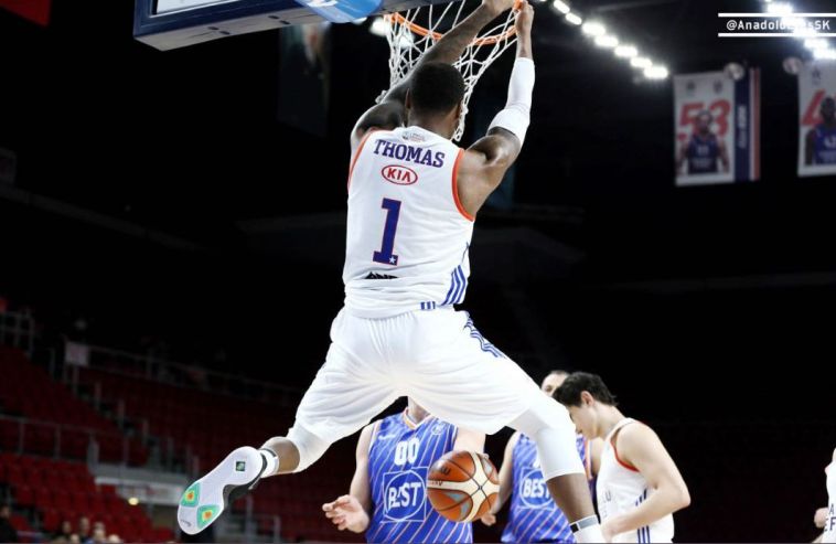 דשון תומאס. יכול לשחק בשתי עמדות (טוויטר)