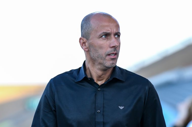 איימן חלאיילה. יביאו לצידו מאמן נוסף?