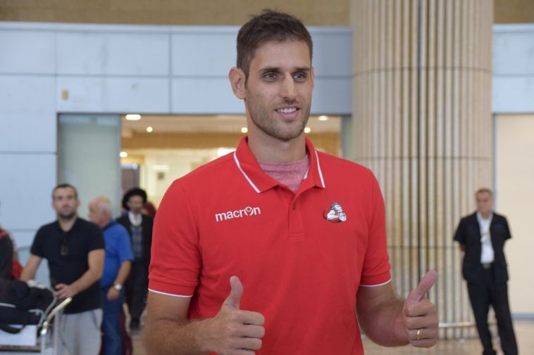 סטרטאוס פרפרוגלו (הפועל ירושלים, האתר הרשמי)