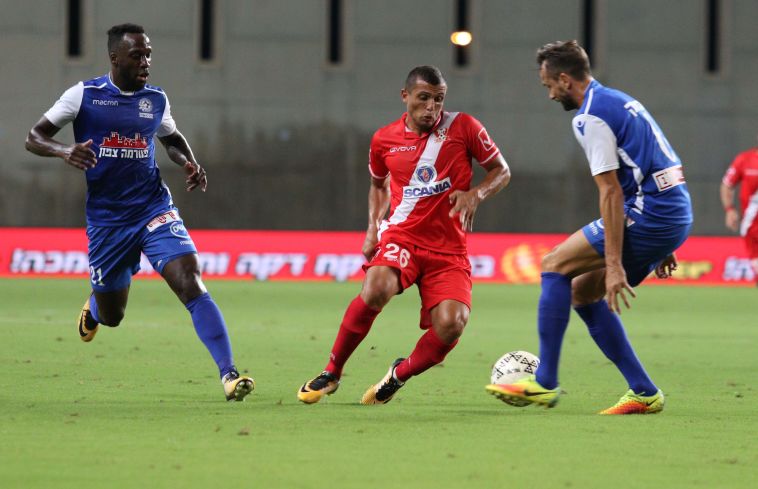 פיראס מוגרבי. פעלתן במחצית השנייה אך חסר מזל (עדי אבישי)