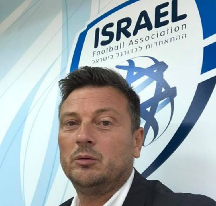 דניאל סטנצ'יו. הודיע להתאחדות על מימוש האופציה (אלבום פרטי)