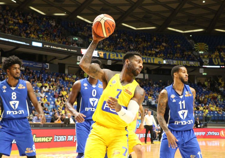 שחקני הרצליה ודיאנדרה קיין. עצבים בסיום (עדי אבישי)