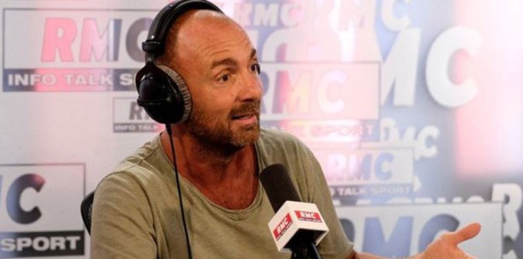 כריסטוף דוגארי. איבד את השיער אבל לא את הפה (טוויטר)