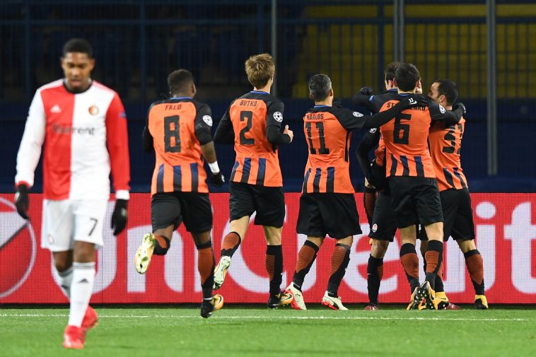 שחקני שחטאר דונייצק חוגגים (AFP)