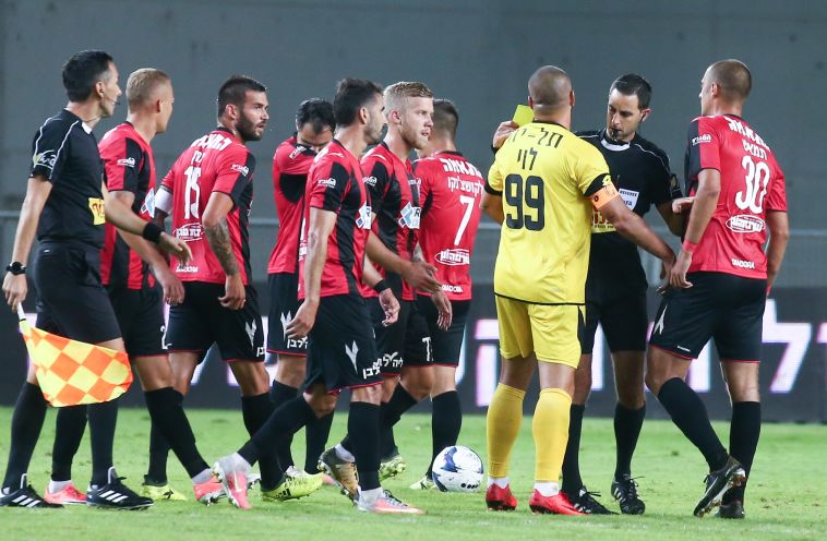 המהומה בין ערן לוי וגבריאל תמאש (דני מרון