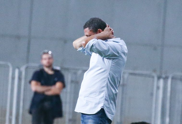 ניר קלינגר לא מאמין שזה קורה לו (דני מרון)