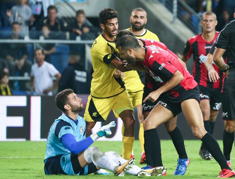 בן בסט משתולל על אלקסלסי (דני מרון)