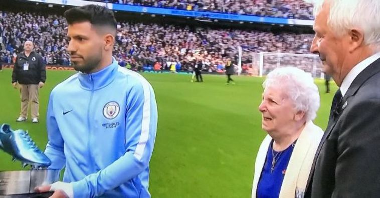 סרחיו אגוארו. טקס מכובד (טוויטר)