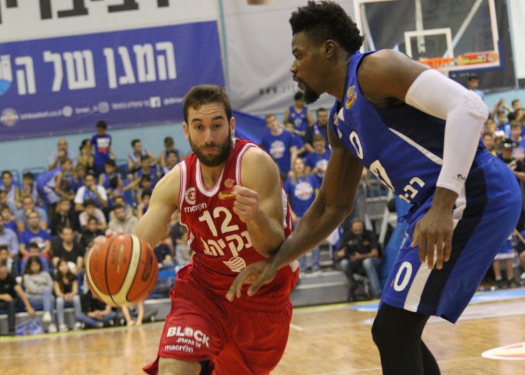 יוגב אוחיון. פתח טוב (עדי אבישי)