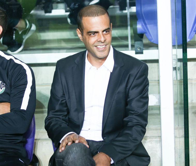 גיא לוזון. תחת עיניו הבוחנות של אלאך (דני מרון)