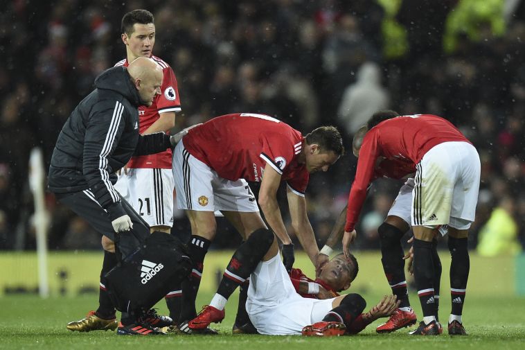 מרקוס רוחו. נאנק מכאבים על הדשא (gettyimages)