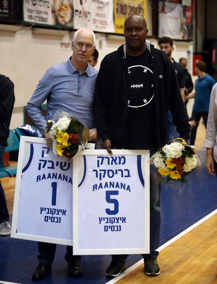 שיבק בבריסקר. זכו לכבוד גדול (אודי ציטיאט)