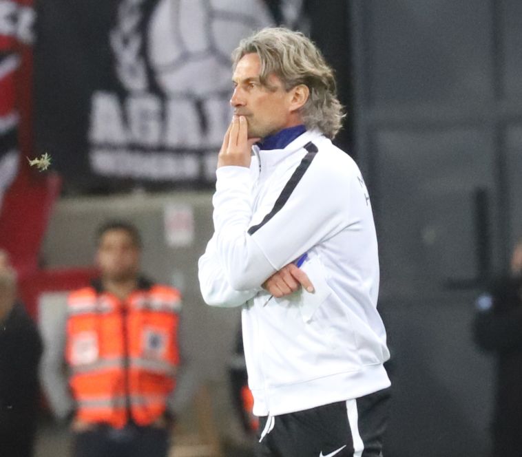 רוב מאס מודאג מאוד ממצבו של בוזגלו (דני מרון)