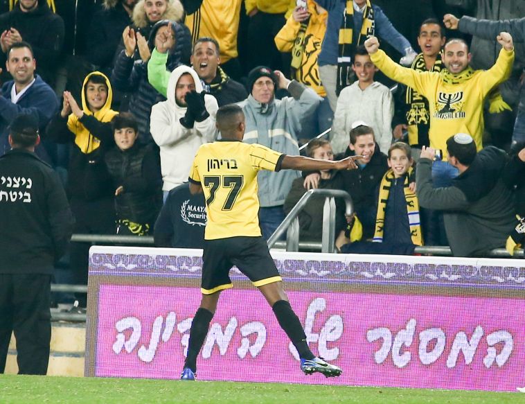 יעקב בריהון. זוכה למחמאות מבן זקן (דני מרון)