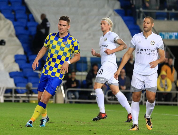 וידאר קיארטנסון רגע אחרי החטאת הפנדל (ערן לוף)