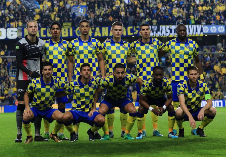 שחקני מכבי ת