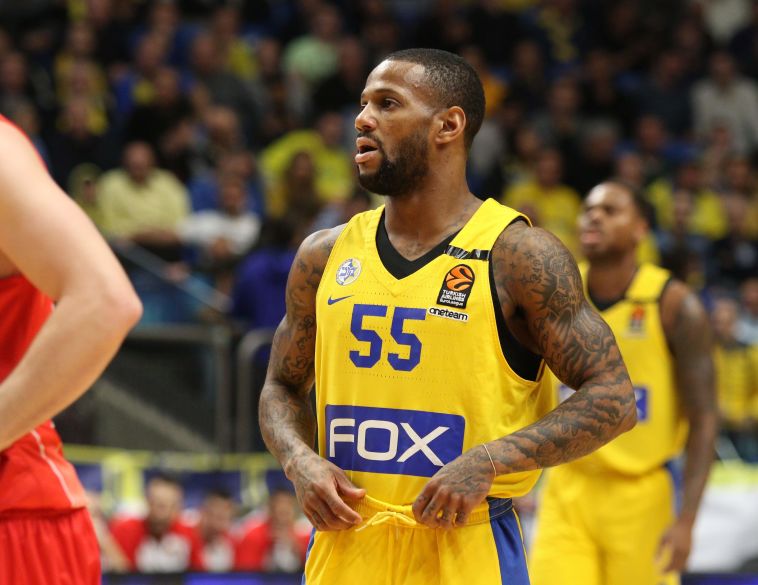 פייר ג'קסון. אי אפשר לעצור אותו (עדי אבישי)