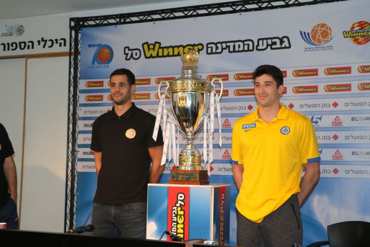 דיברתולומיאו והרוש. מי יניף את הגביע? (עדי אבישי) דיברתולומיאו והרוש. מי יניף את הגביע? (עדי אבישי)
