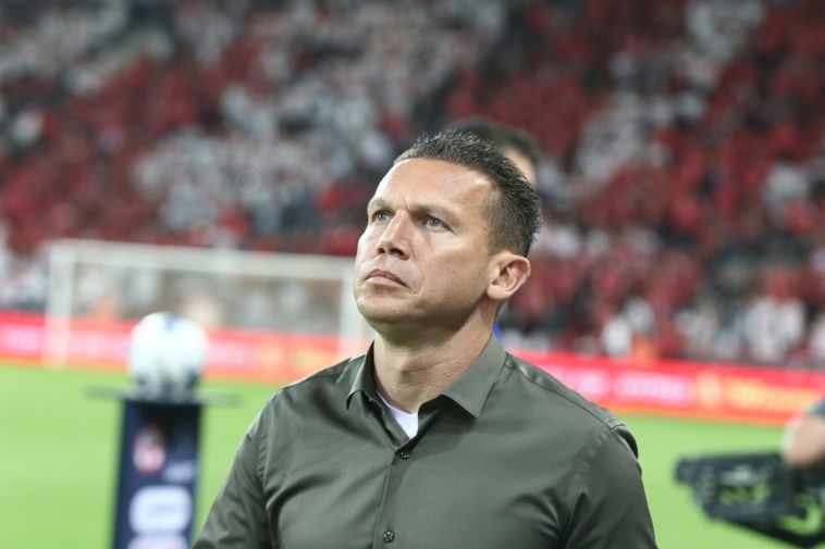 ברק בכר (דני מרון)