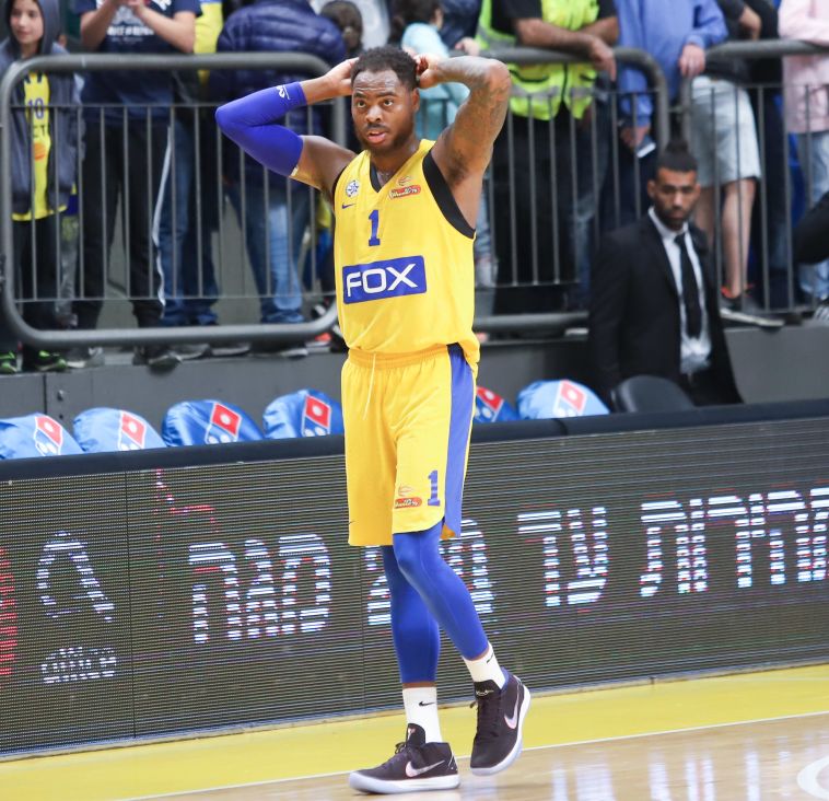 דשון תומאס. 