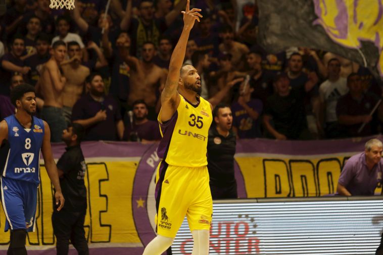 טיישון תומאס. חולון צריכה אותו בכושר (אתר מנהלת הליגה)