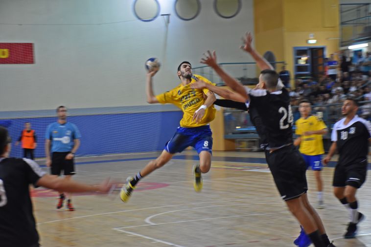 גיא גרא זורק. מכבי ראשון לציון חוגגת אליפות מרשימה (חן קלדרון)