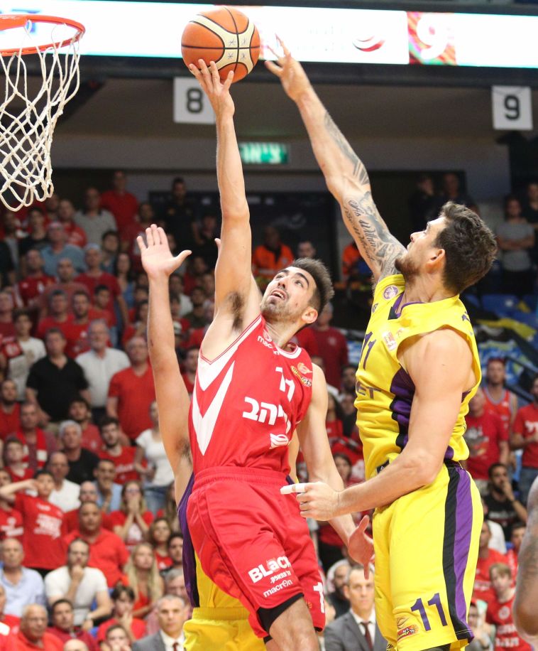אלכסנדר מול טימור. "אין מילים לתאר אותו" (עדי אבישי)