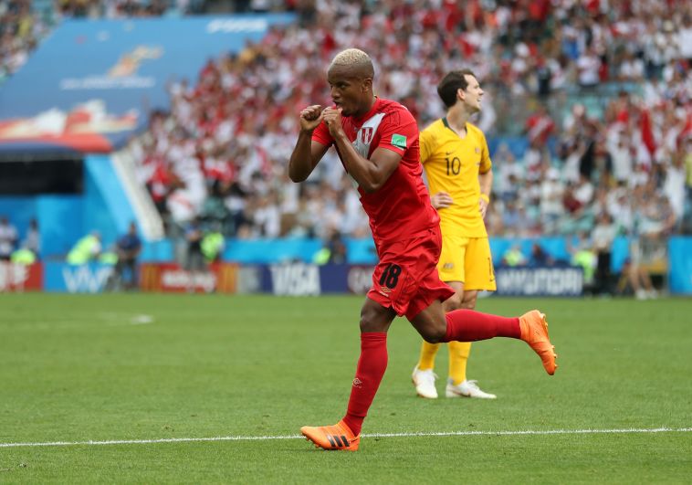 קאריו חוגג. לא יעלה את פרו לשמינית, אבל בכל זאת שער משמח (Gettyimages)