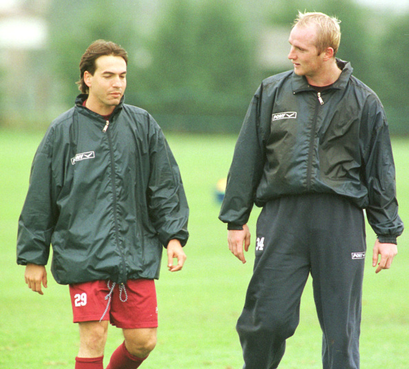 ג'ון הארטסון ואייל ברקוביץ'