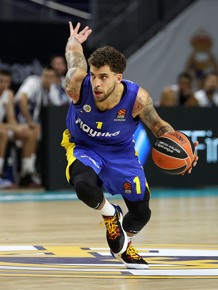 אות'לו האנטר