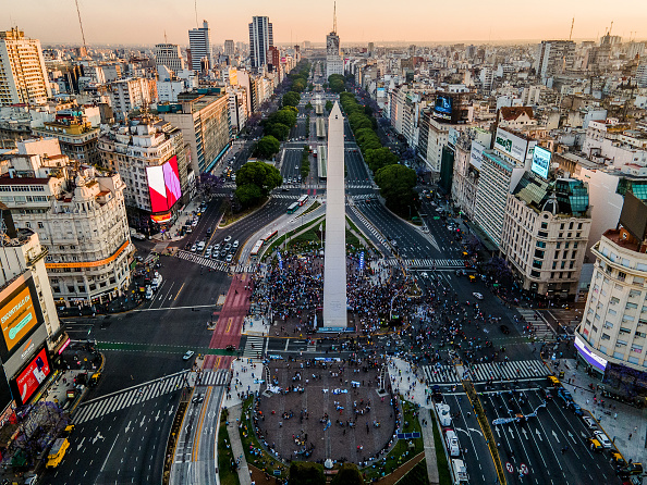 מתאספים לזכר מראדונה בבואנוס איירס