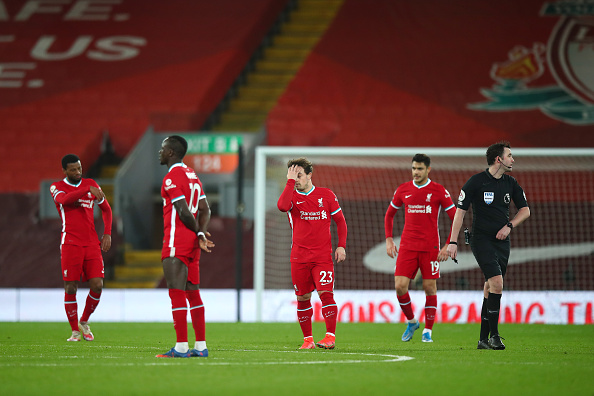 This image has an empty alt attribute; its file name is 1033374