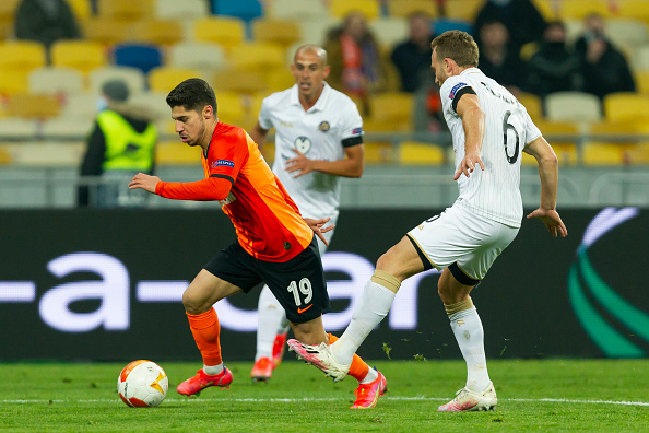 This image has an empty alt attribute; its file name is 1034427