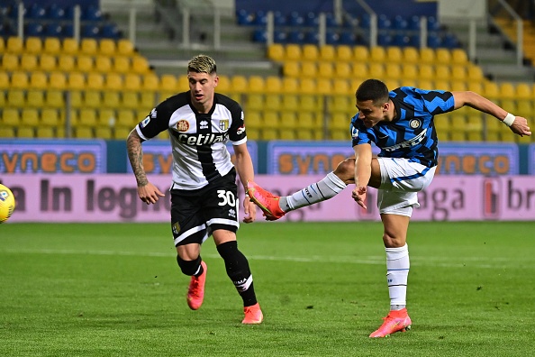 This image has an empty alt attribute; its file name is 1035820