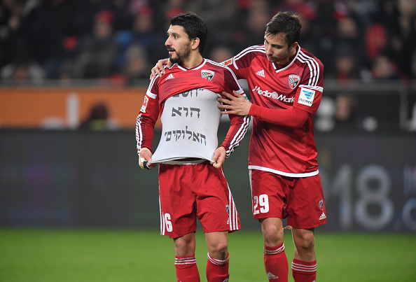 אלמוג כהן במדי אינגולשטאט