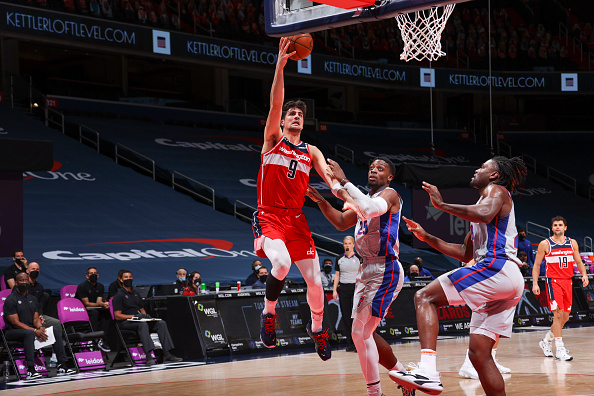 This image has an empty alt attribute; its file name is 1039625