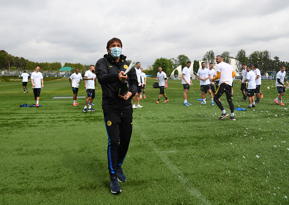 אנטוניו קונטה חוגג אליפות