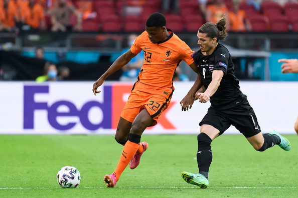 מרסל סביצר, דנזל דומפריס